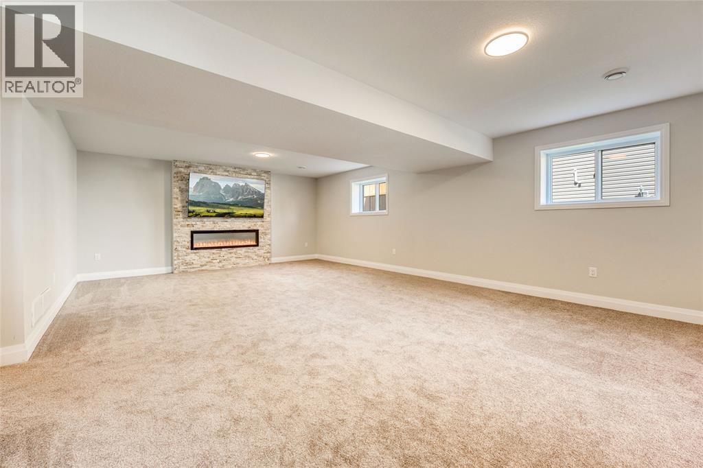 493 Queen Street, St Clair, ON - Indoor Photo Showing Other Room