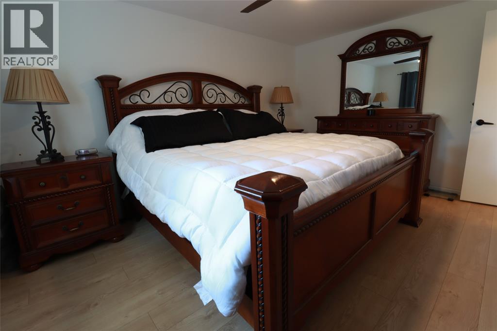 1912 Winslow Crescent, Sarnia, ON - Indoor Photo Showing Bedroom