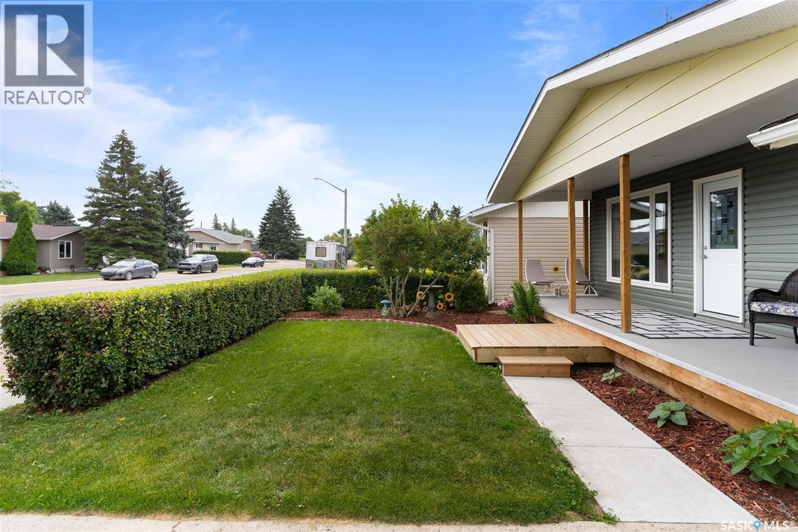 265 Browning Street, Southey, SK - Outdoor With Deck Patio Veranda