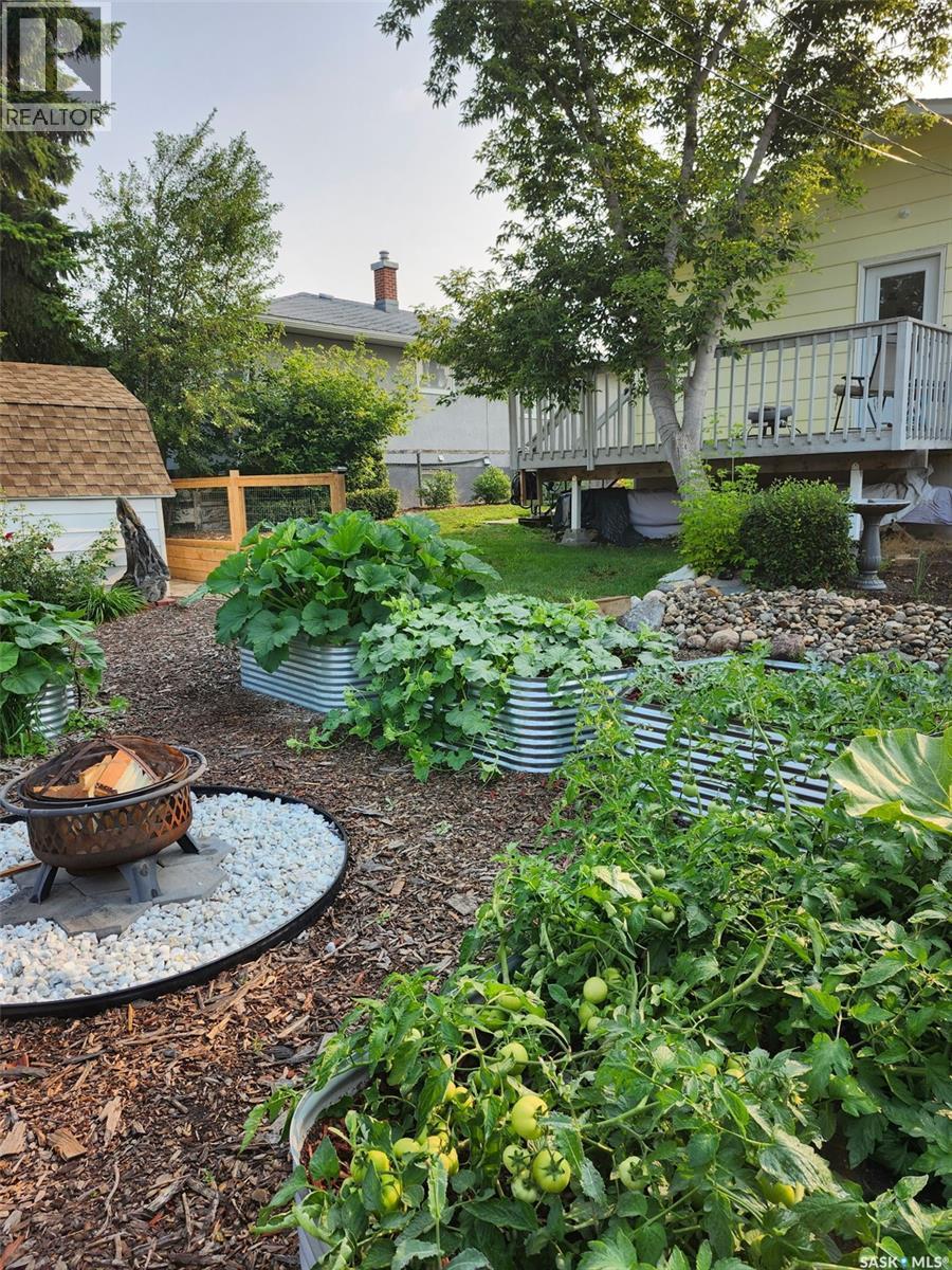 265 Browning Street, Southey, SK - Outdoor With Deck Patio Veranda