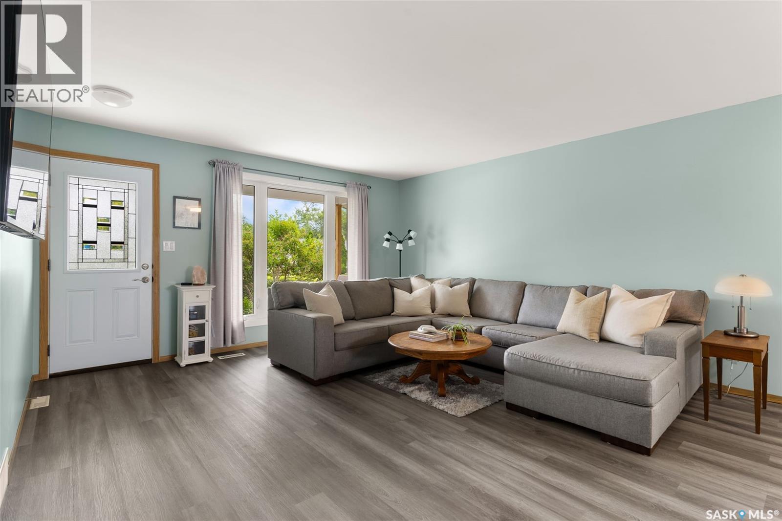 265 Browning Street, Southey, SK - Indoor Photo Showing Living Room