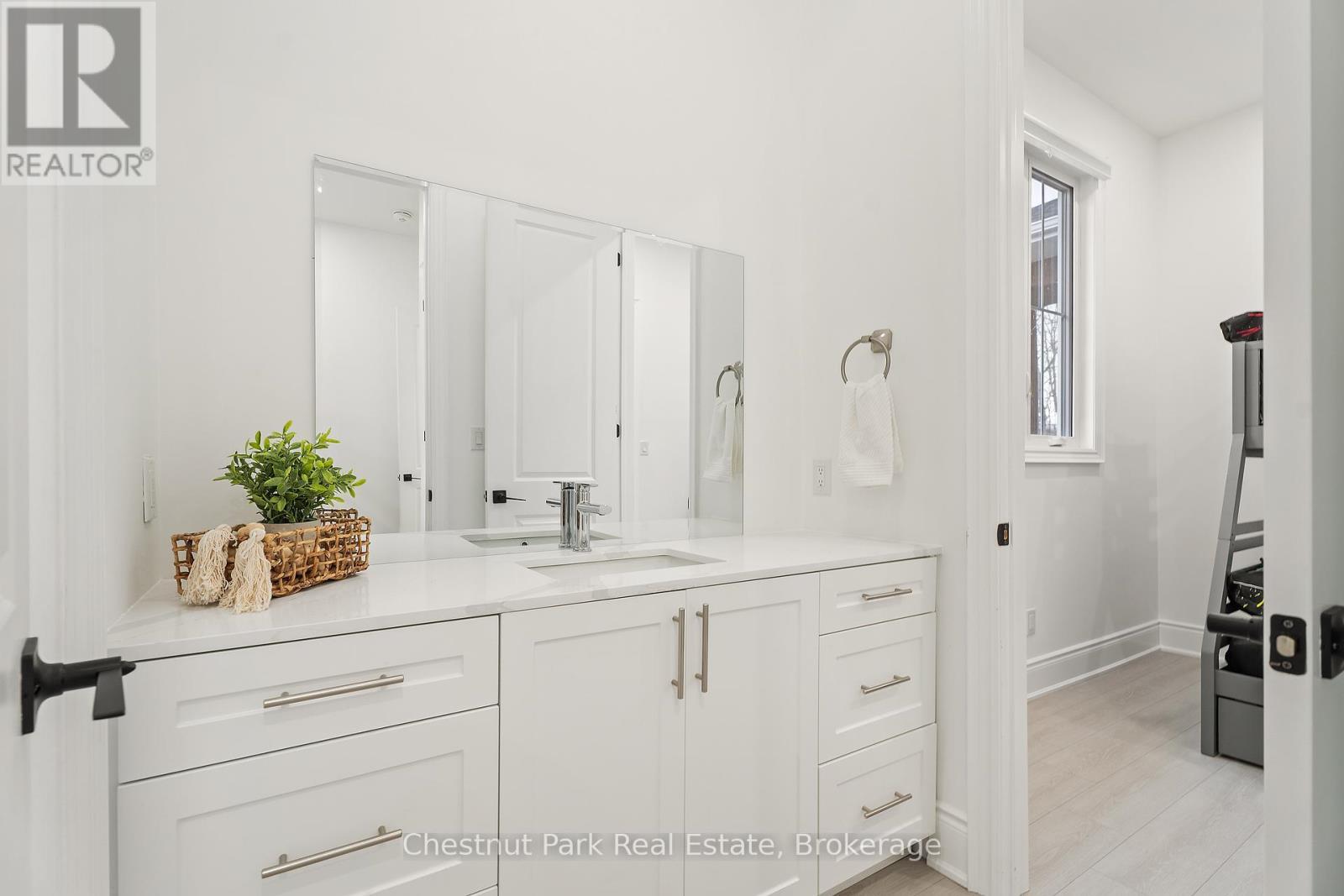 1153 Deer Lake Road, Perry (Emsdale), ON - Indoor Photo Showing Bathroom
