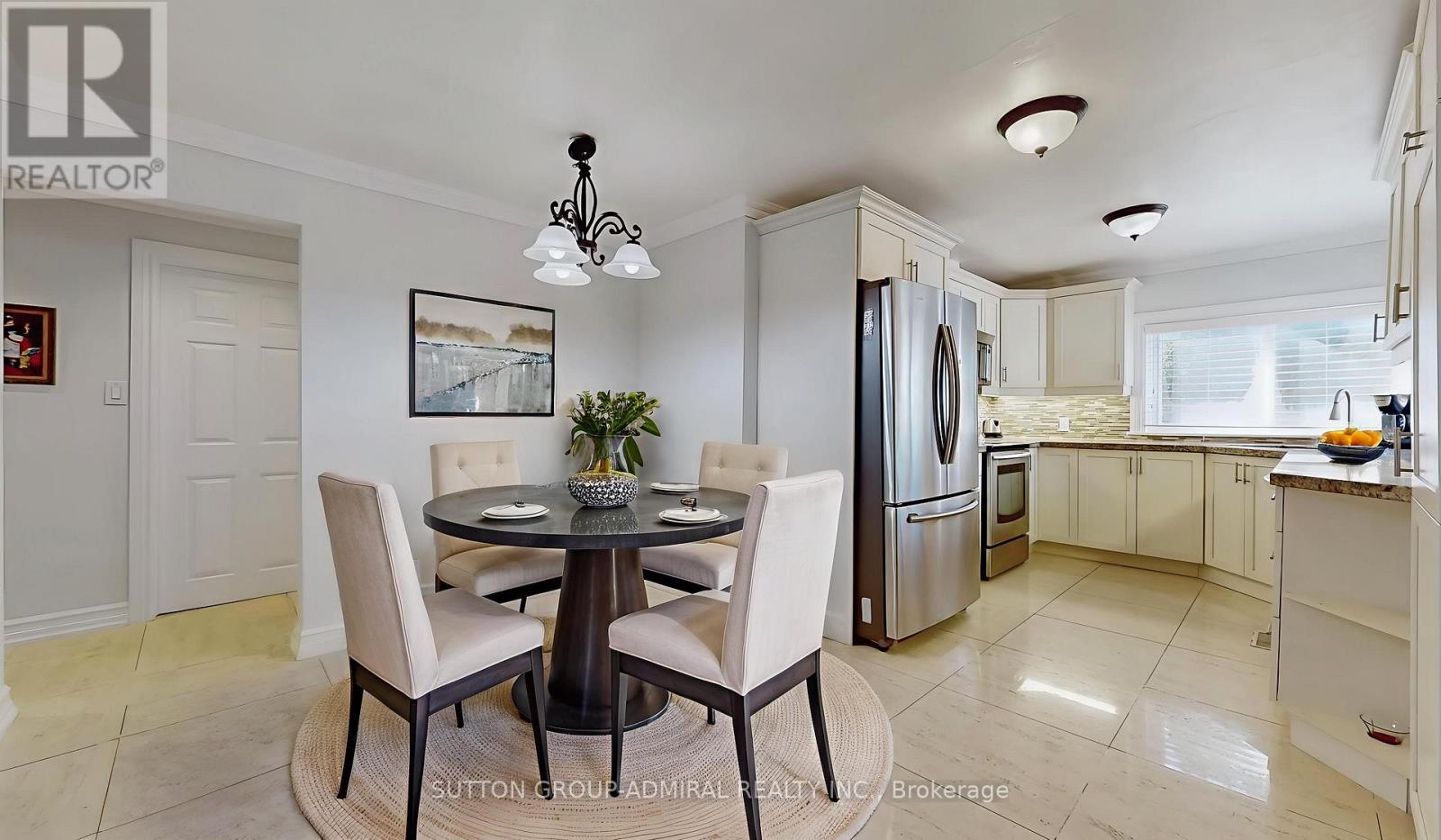 Virtually staged photo - 2 Newman Avenue, Richmond Hill, ON - Indoor Photo Showing Other Room