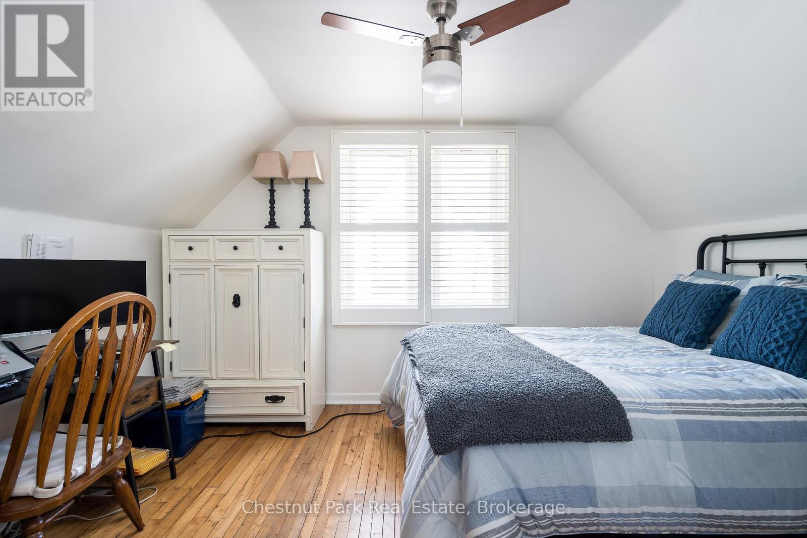 81 Ninth Street, Collingwood, ON - Indoor Photo Showing Bedroom