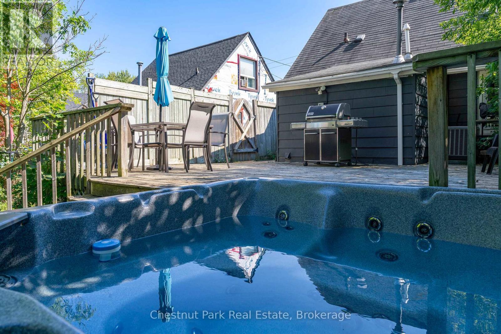 81 Ninth Street, Collingwood, ON - Outdoor