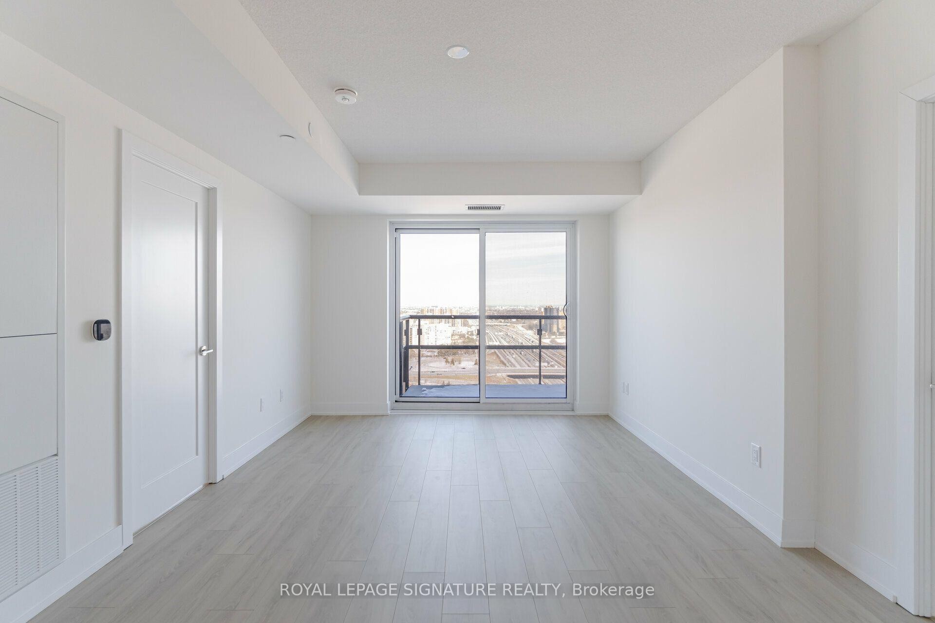 2705-10 Eva Road, Toronto, ON - Indoor Photo Showing Other Room