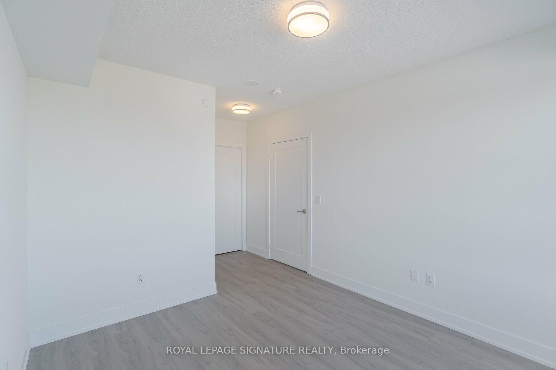 2705-10 Eva Road, Toronto, ON - Indoor Photo Showing Other Room