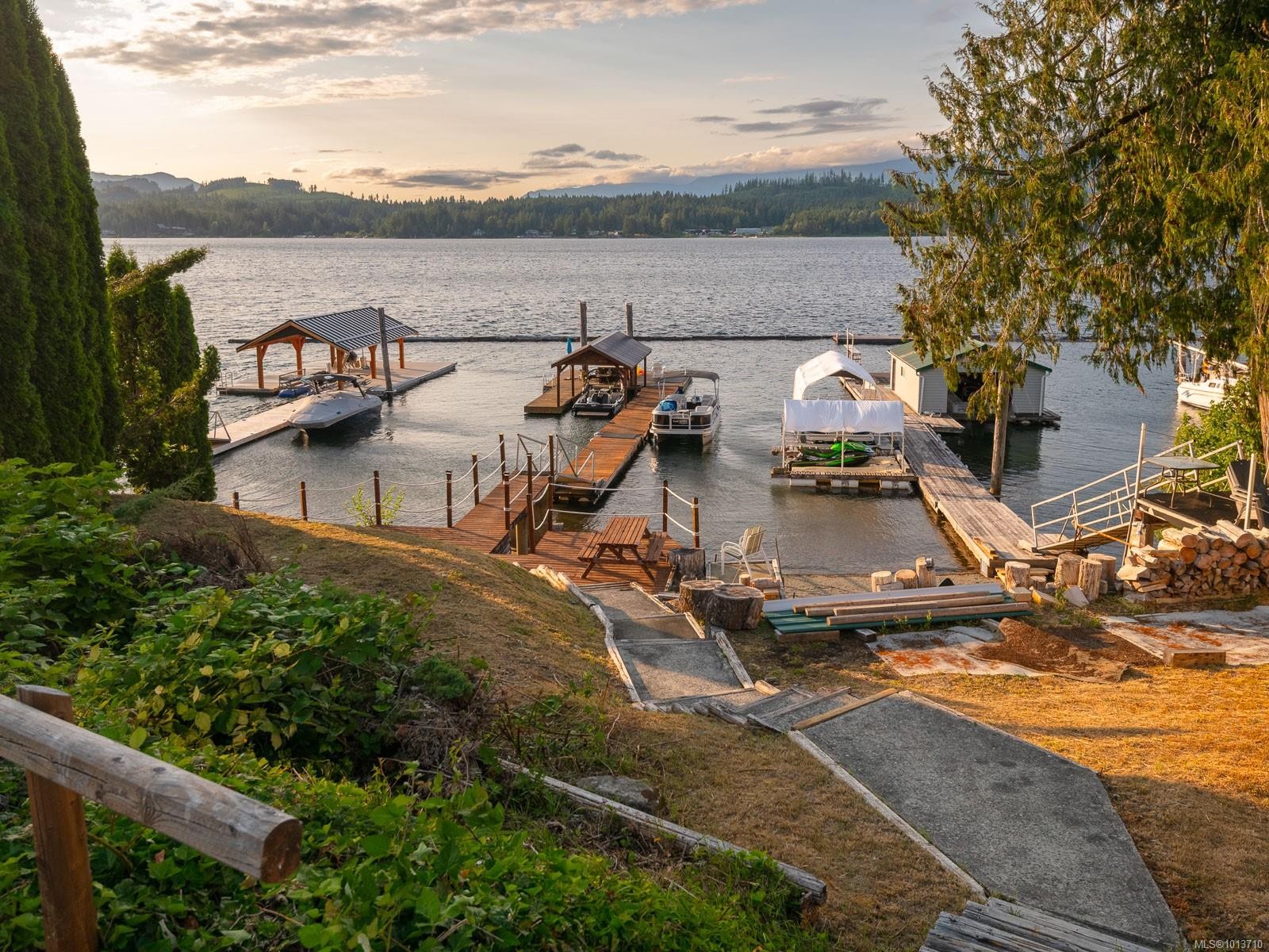 9010 Lord Rd, Port Alberni, BC