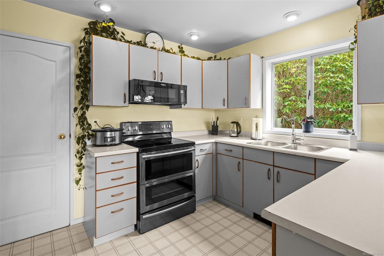 2601 Seaside Dr, Sooke, BC