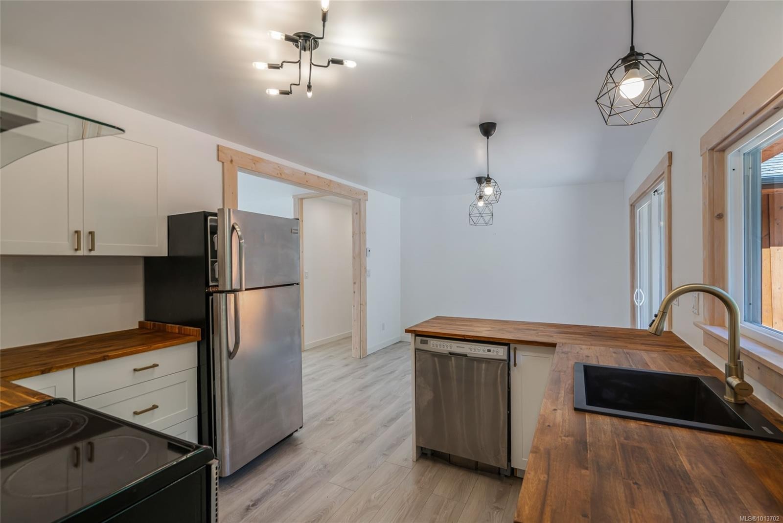 1353 Englishman River Rd, Errington, BC