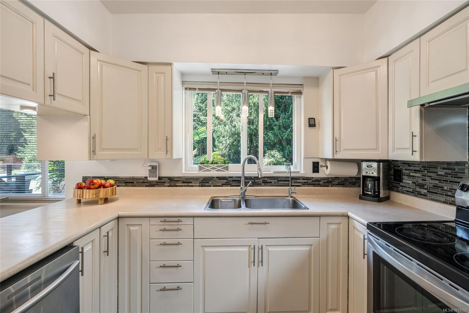 1353 Englishman River Rd, Errington, BC