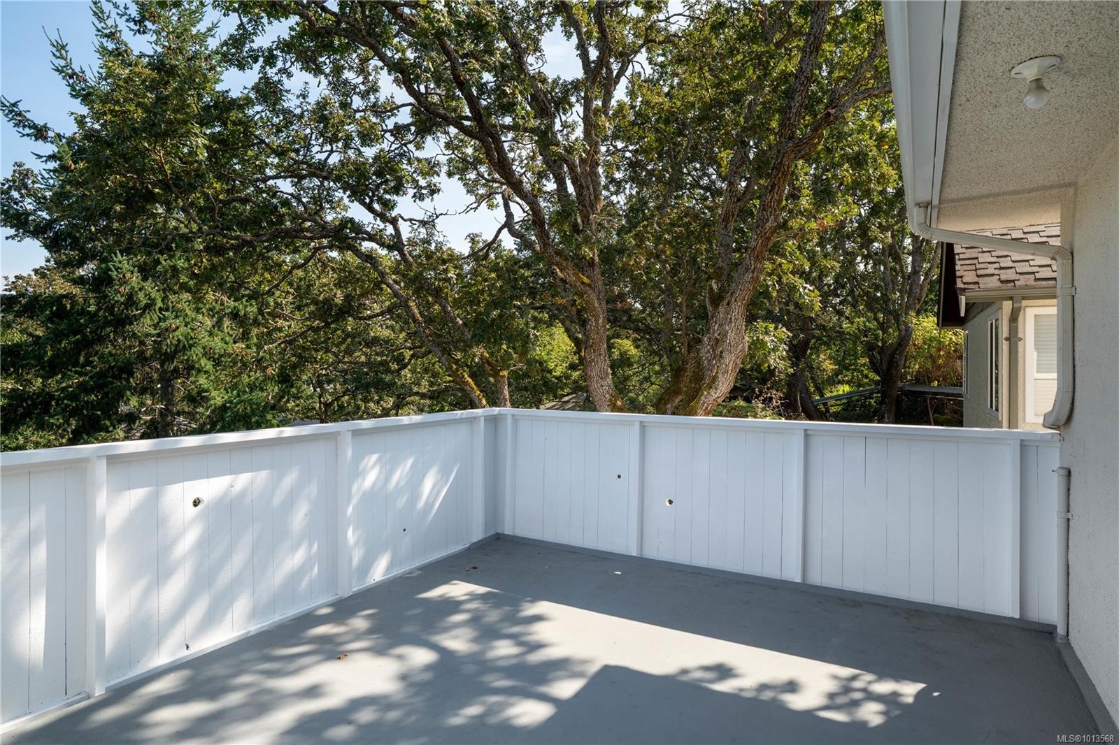 1697 Yale St, Oak Bay, BC