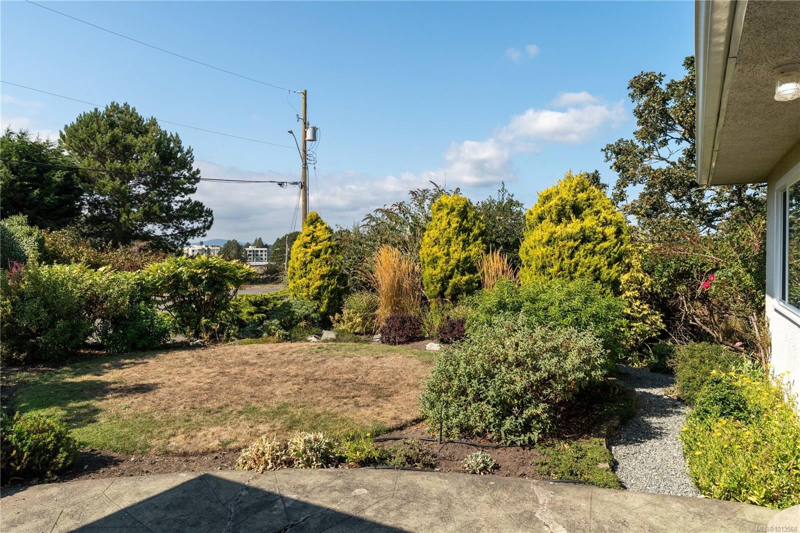 1697 Yale St, Oak Bay, BC