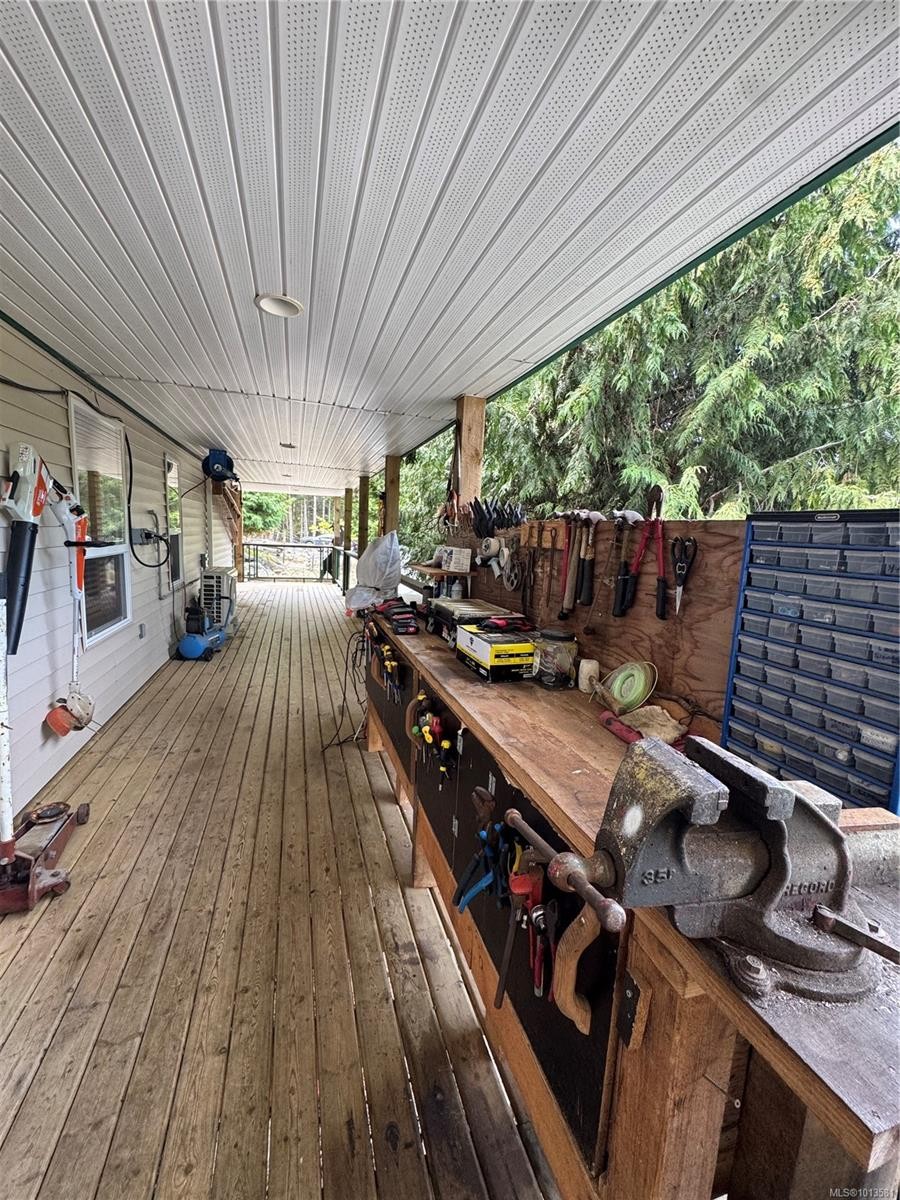 714 Charter Rd, Mayne Island, BC