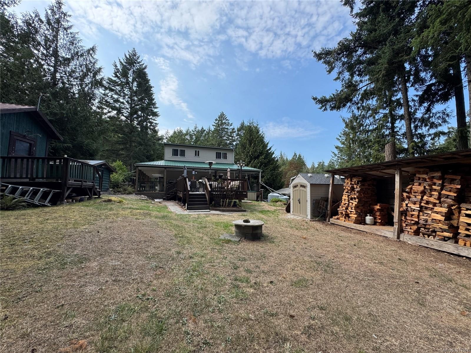 714 Charter Rd, Mayne Island, BC