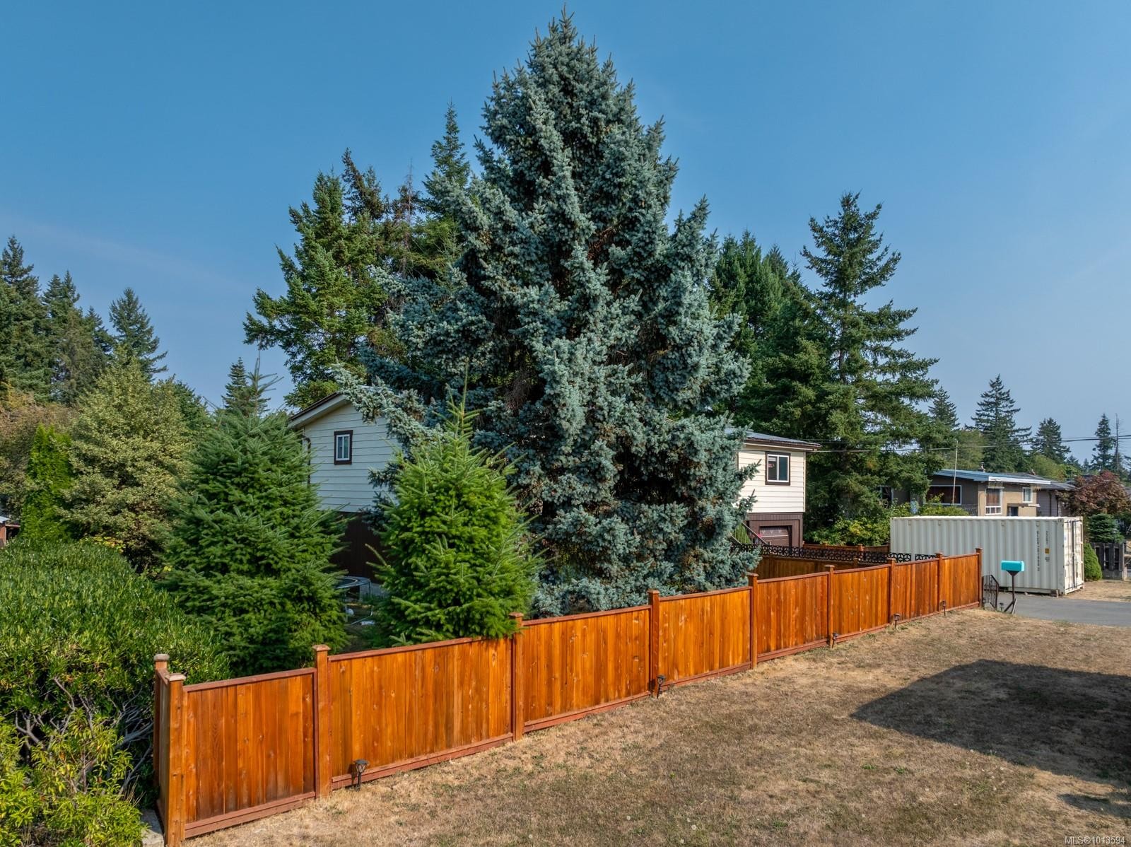 4738 Oakridge Dr, Courtenay, BC