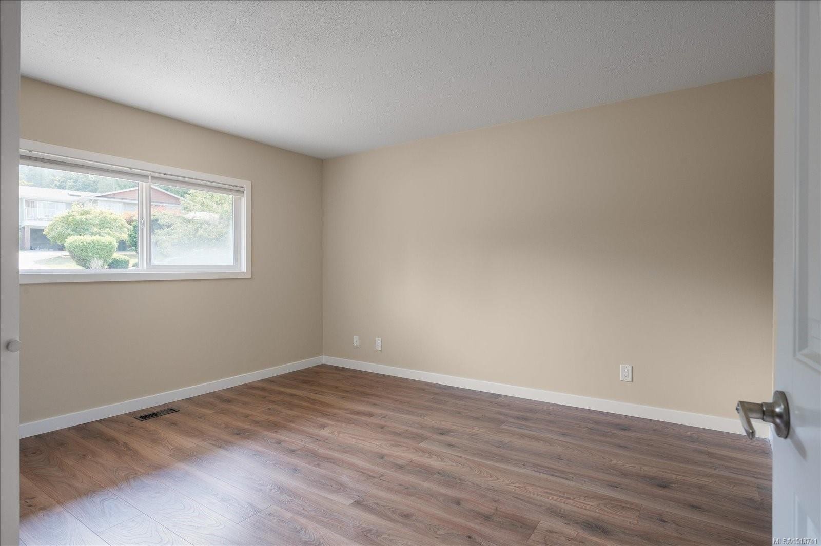 5450 Oceanview Terr, Nanaimo, BC