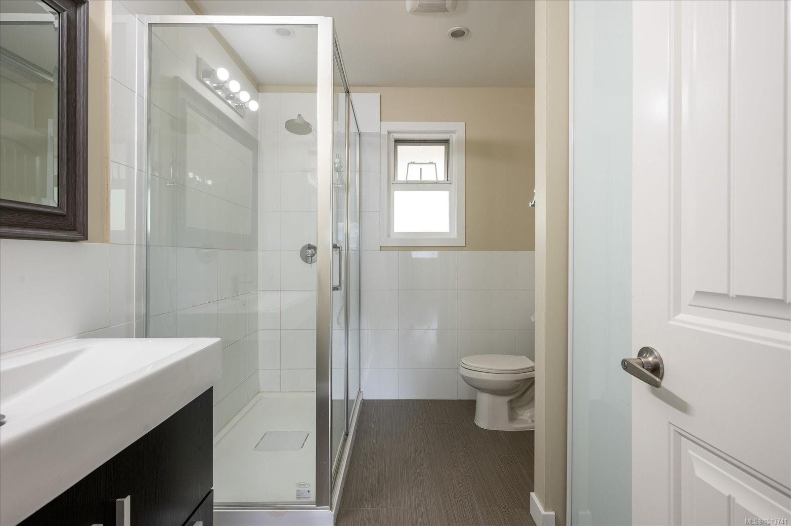 5450 Oceanview Terr, Nanaimo, BC