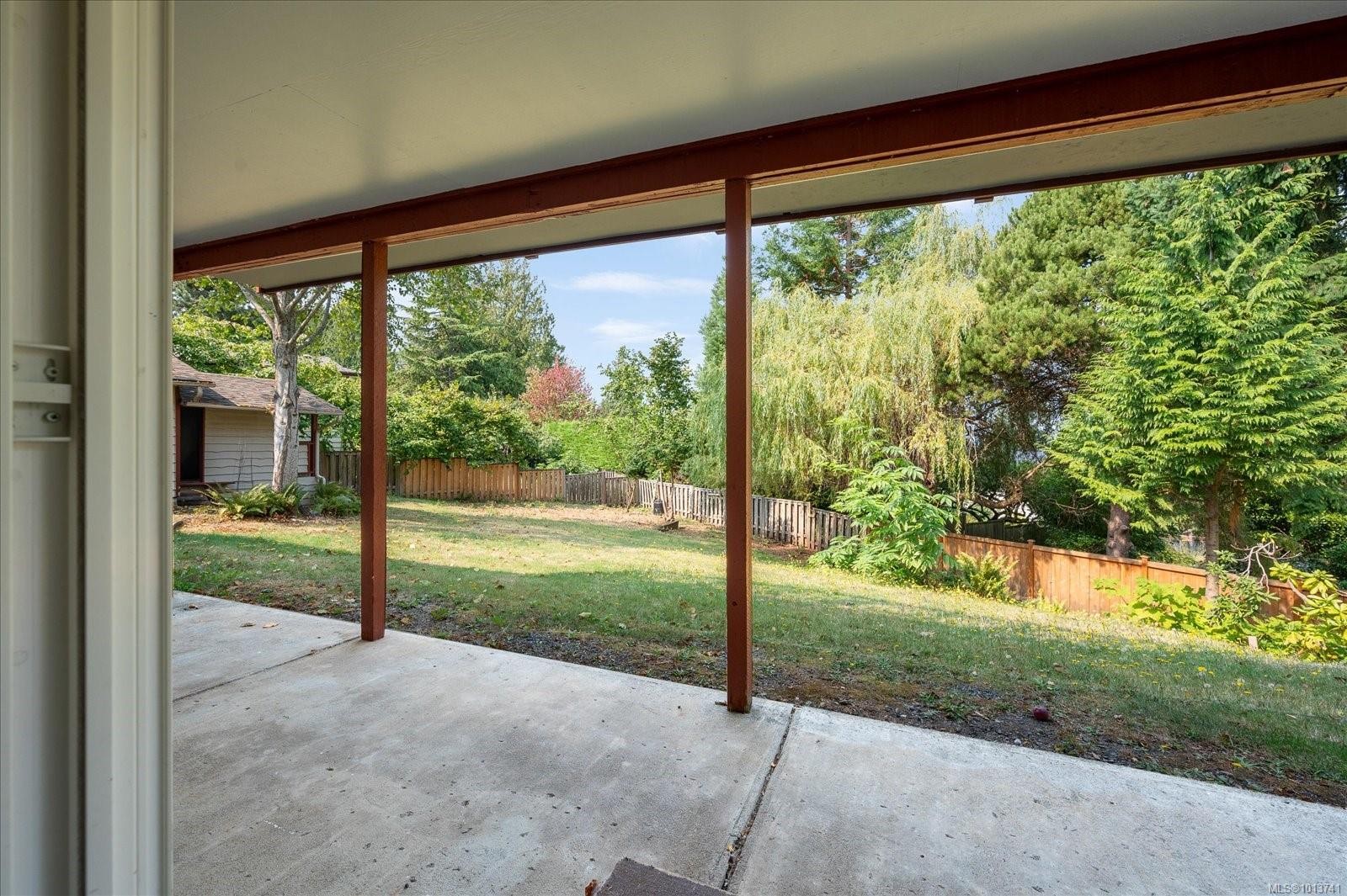 5450 Oceanview Terr, Nanaimo, BC