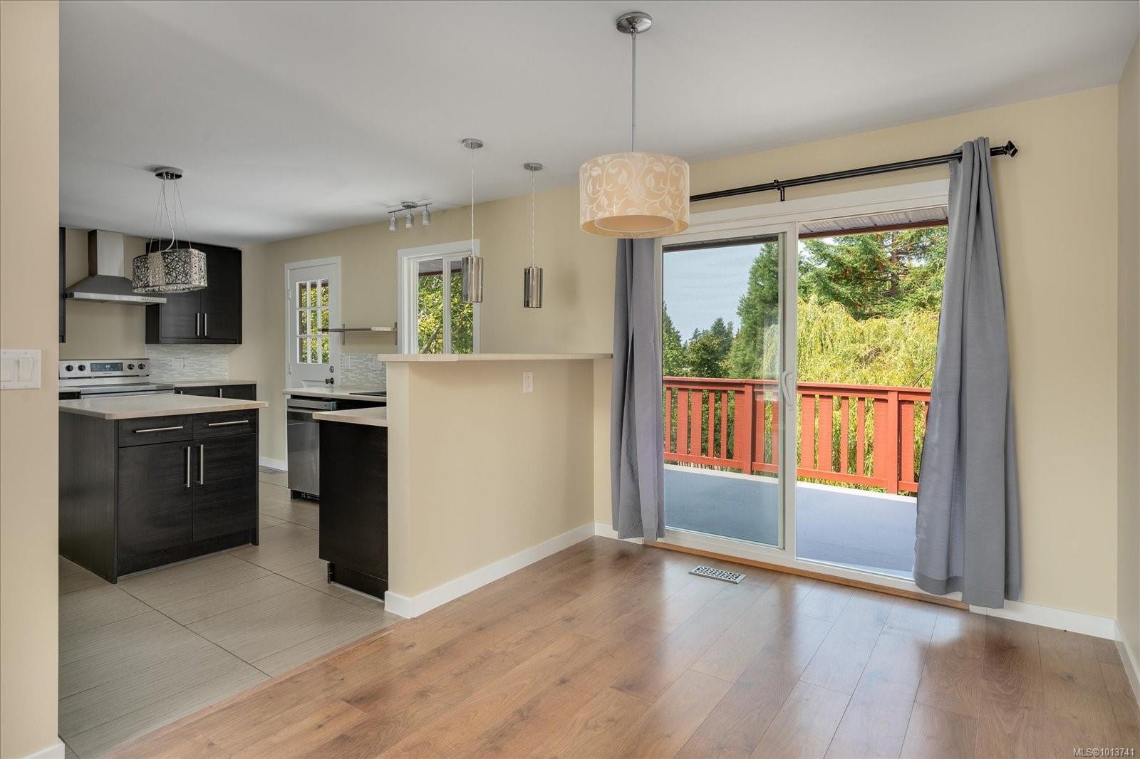 5450 Oceanview Terr, Nanaimo, BC