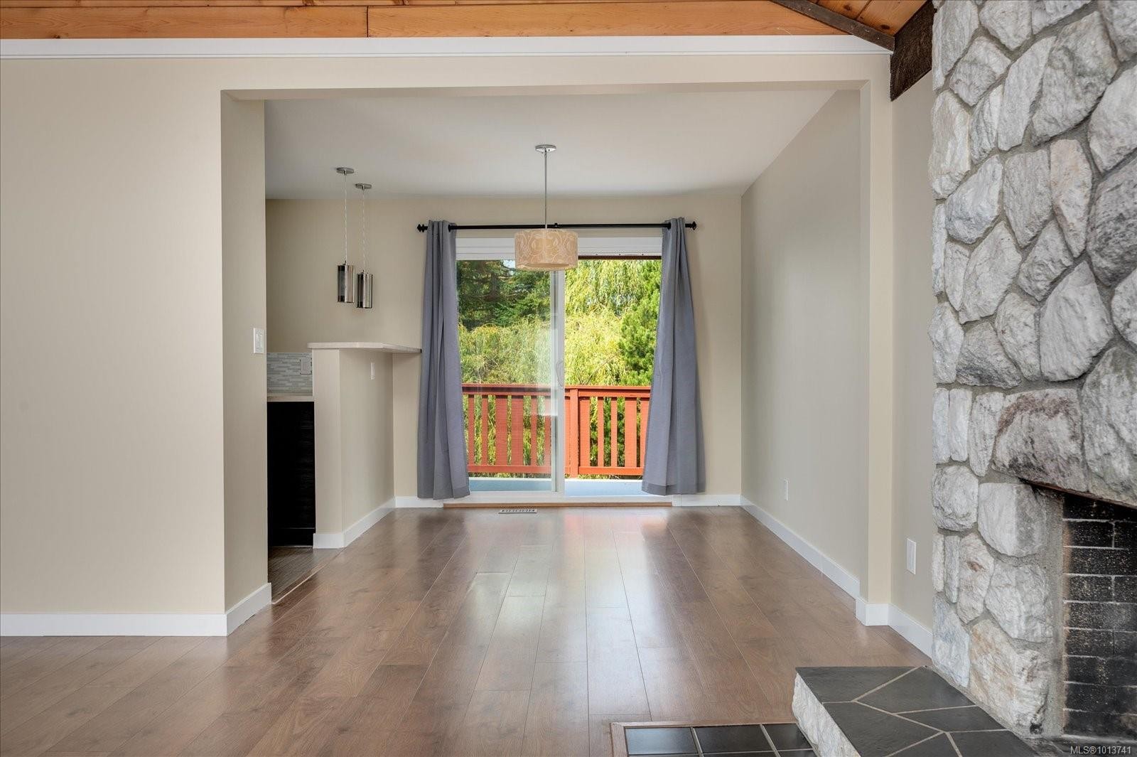 5450 Oceanview Terr, Nanaimo, BC