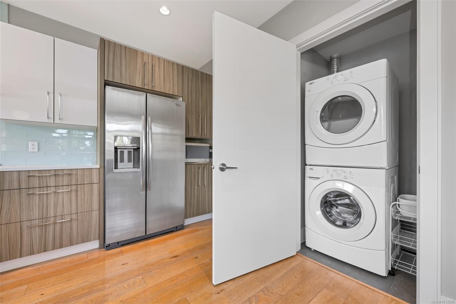 104-4343 Tyndall Ave, Saanich, BC