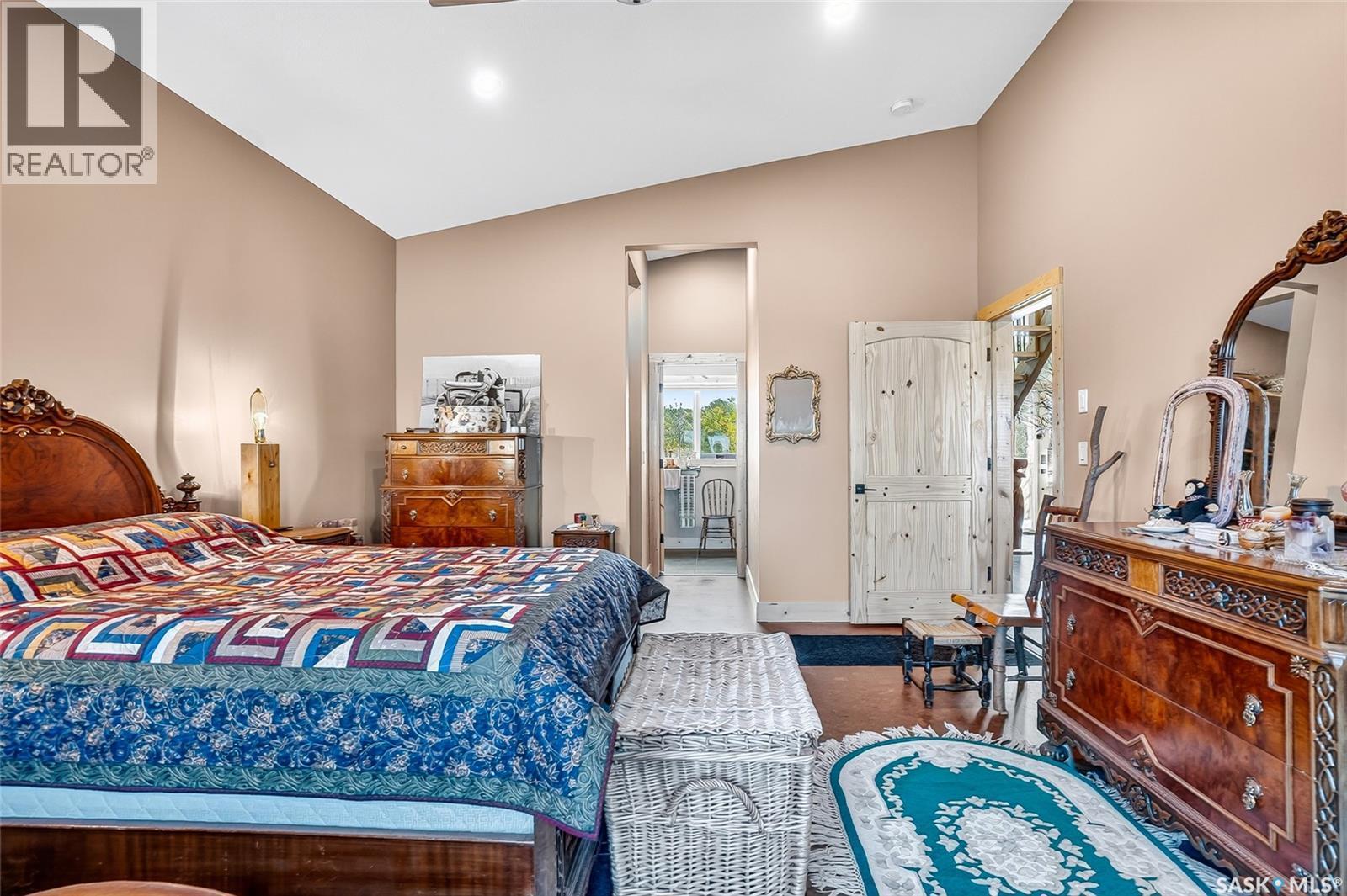 322 Laurier Crescent, Laird Rm No. 404, SK - Indoor Photo Showing Bedroom