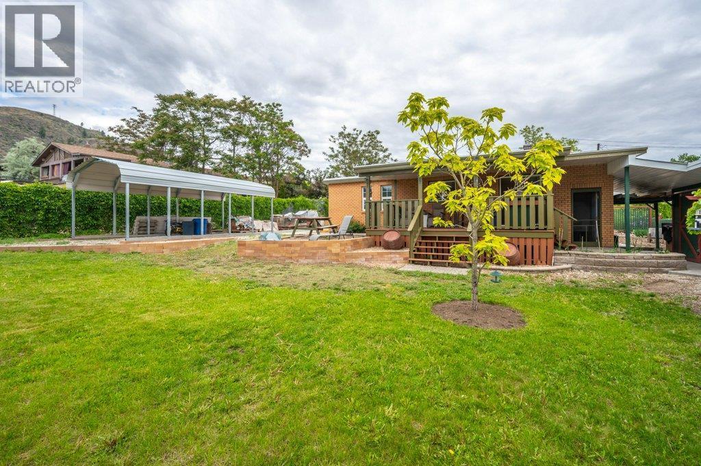 703 Similkameen Avenue, Oliver, BC - Outdoor With Deck Patio Veranda