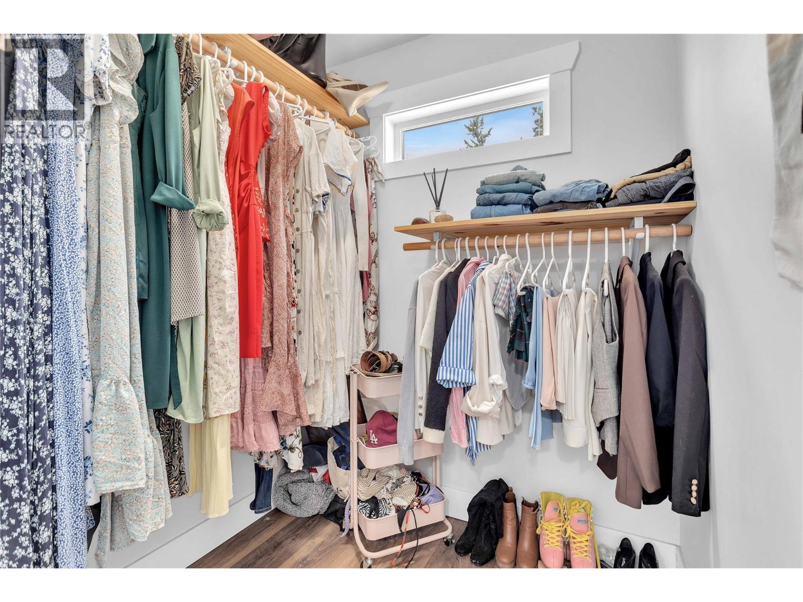 6011 Oyama Lake Road, Lake Country, BC