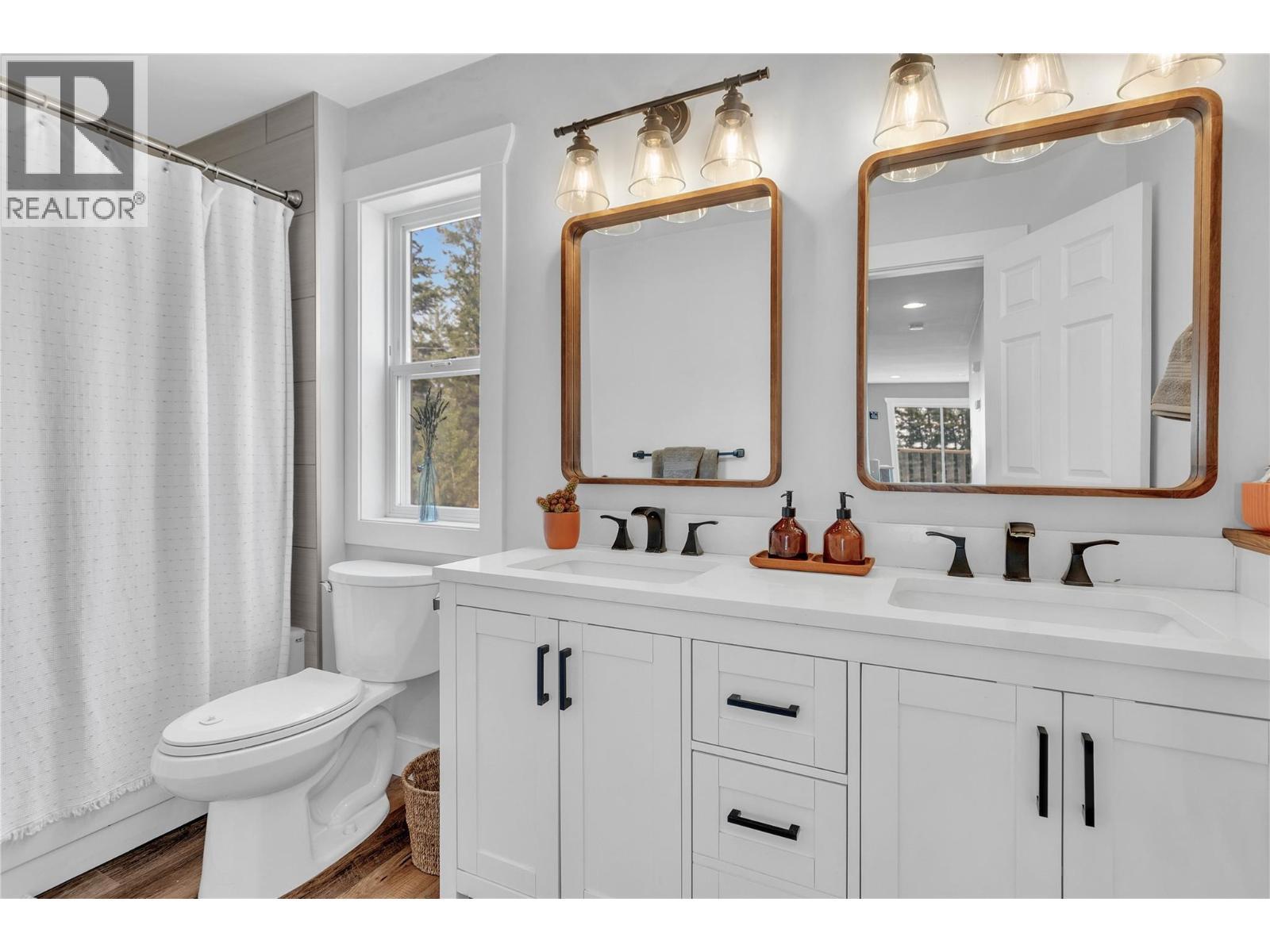 6011 Oyama Lake Road, Lake Country, BC