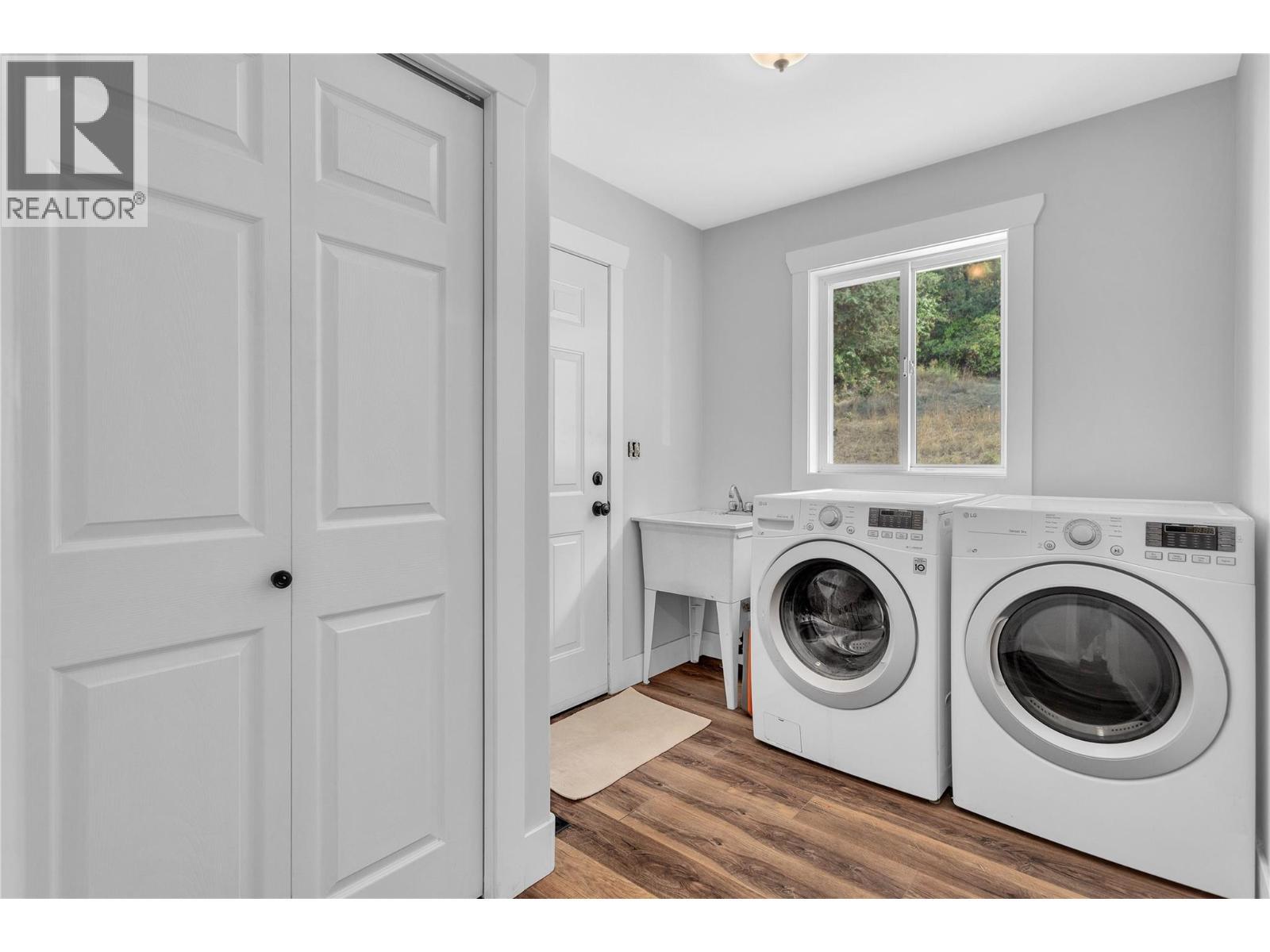 6011 Oyama Lake Road, Lake Country, BC