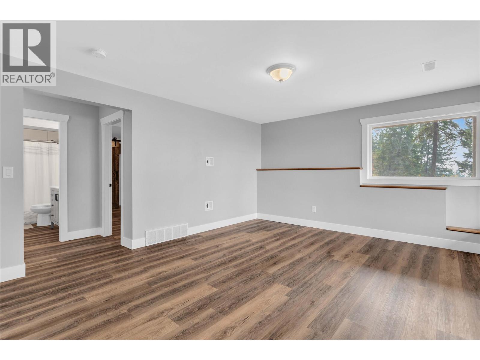 6011 Oyama Lake Road, Lake Country, BC