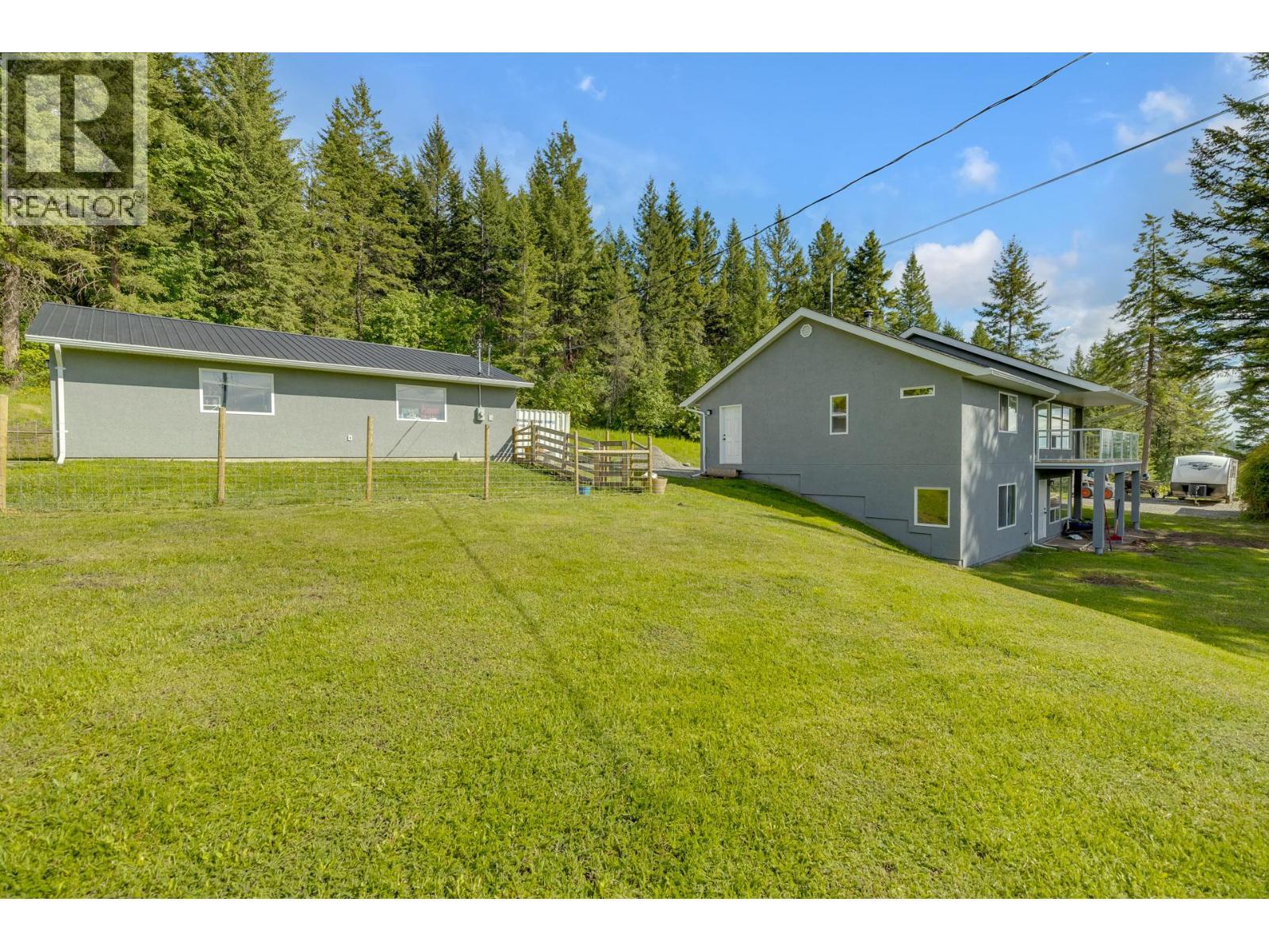6011 Oyama Lake Road, Lake Country, BC