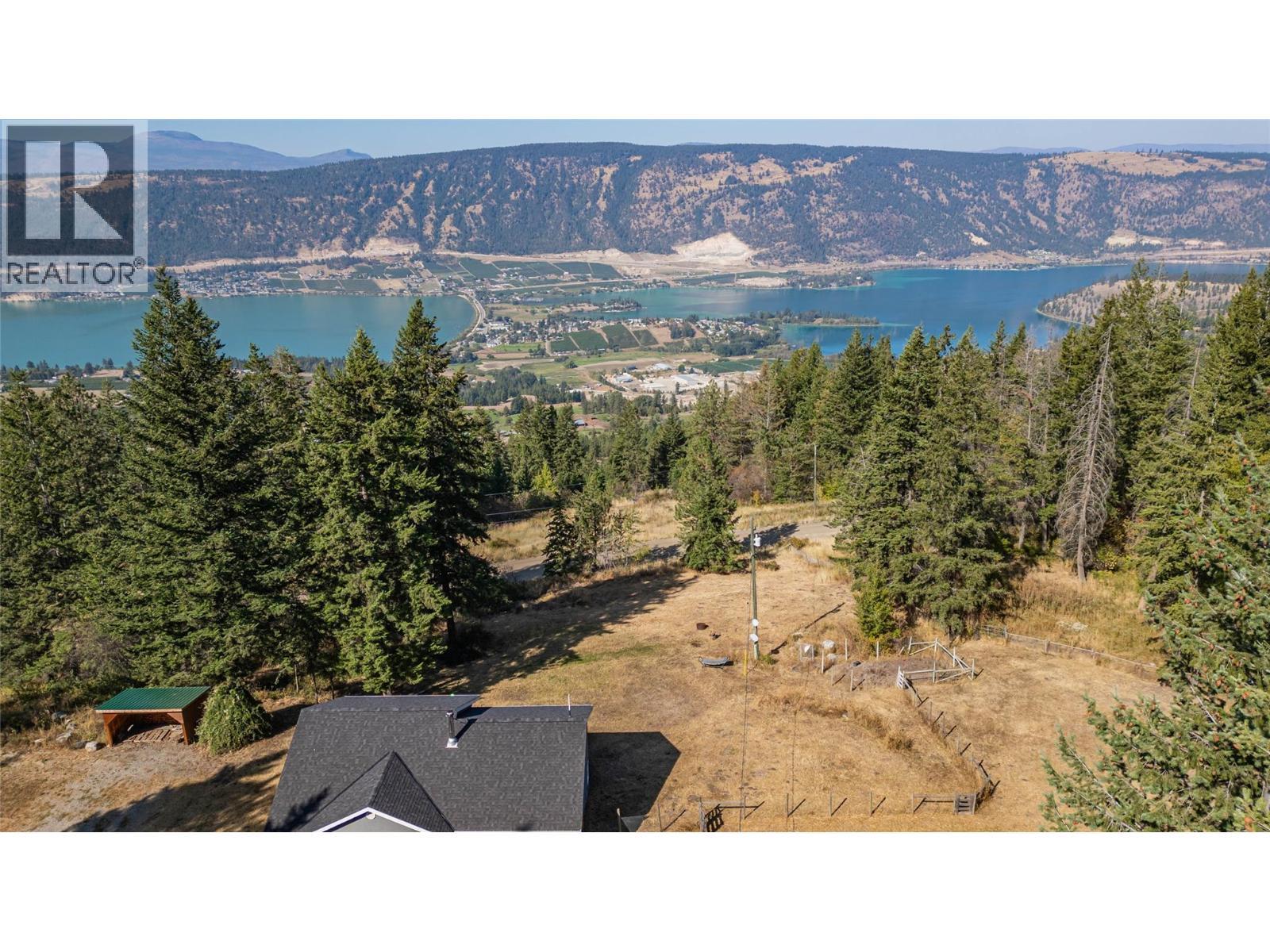 6011 Oyama Lake Road, Lake Country, BC