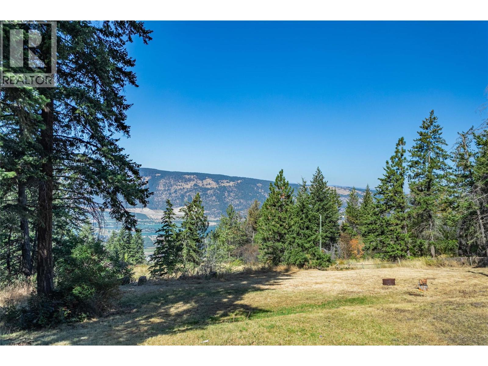 6011 Oyama Lake Road, Lake Country, BC