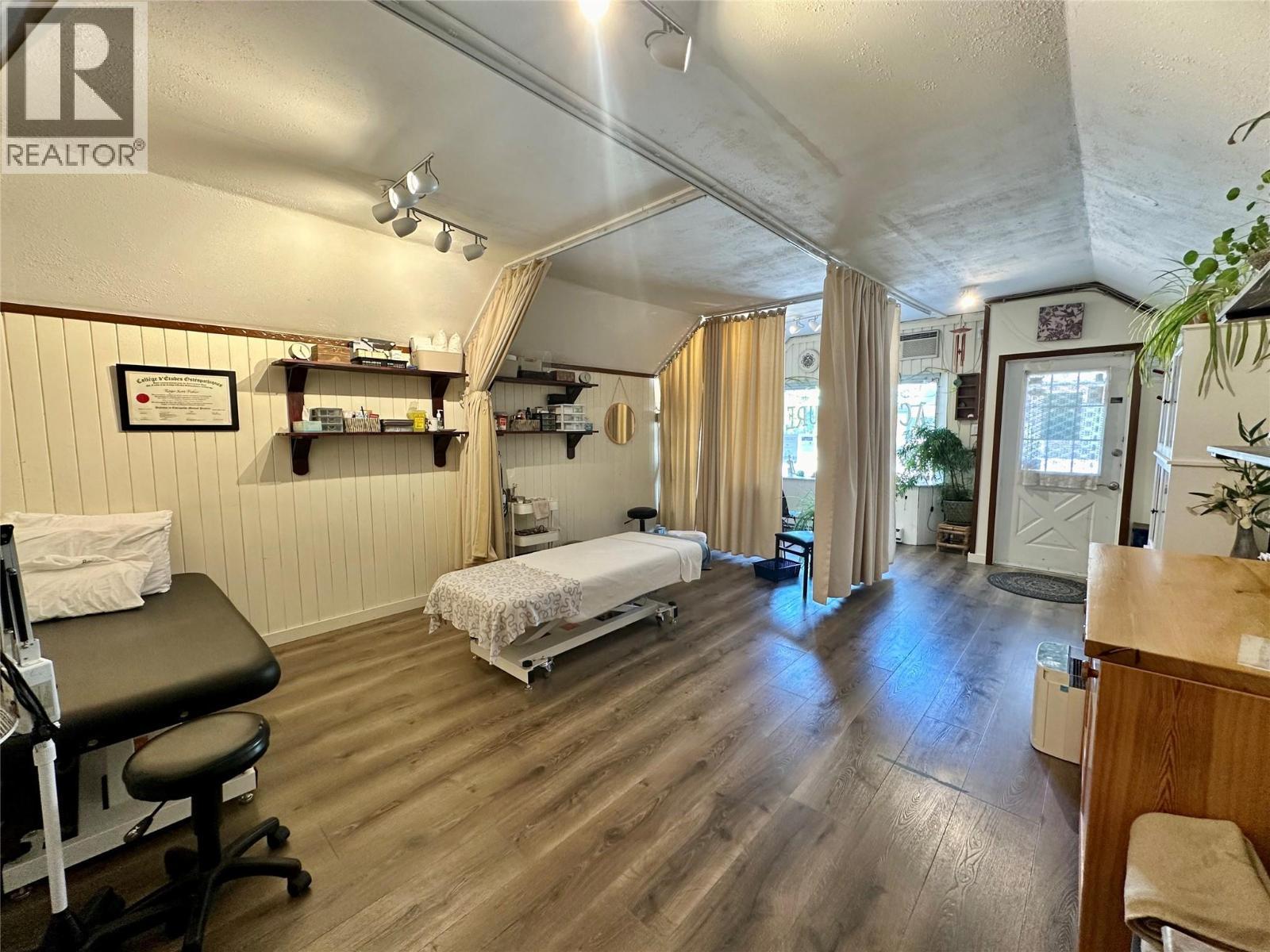 623 7Th Avenue, Keremeos, BC
