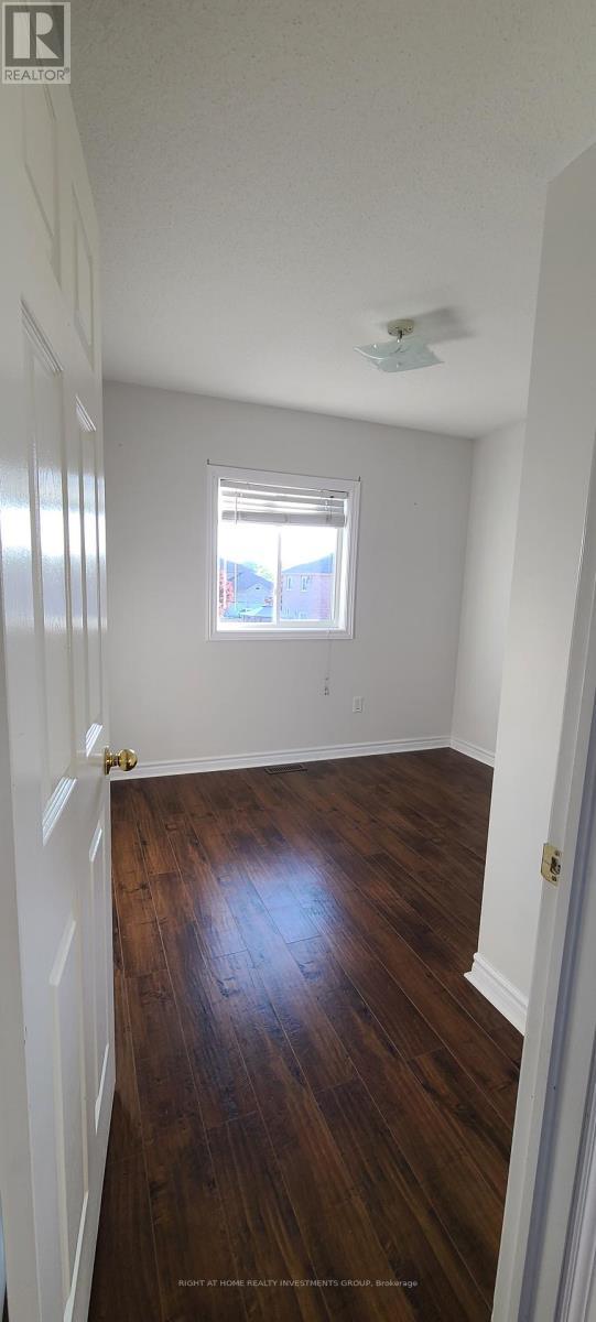 3rd bedroom - 38 Lang Drive, Barrie, ON - Indoor Photo Showing Other Room