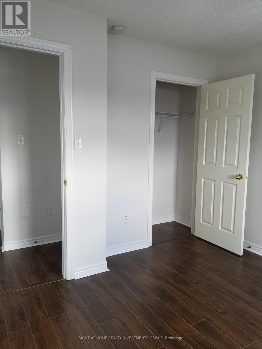 38 Lang Drive, Barrie, ON - Indoor Photo Showing Other Room