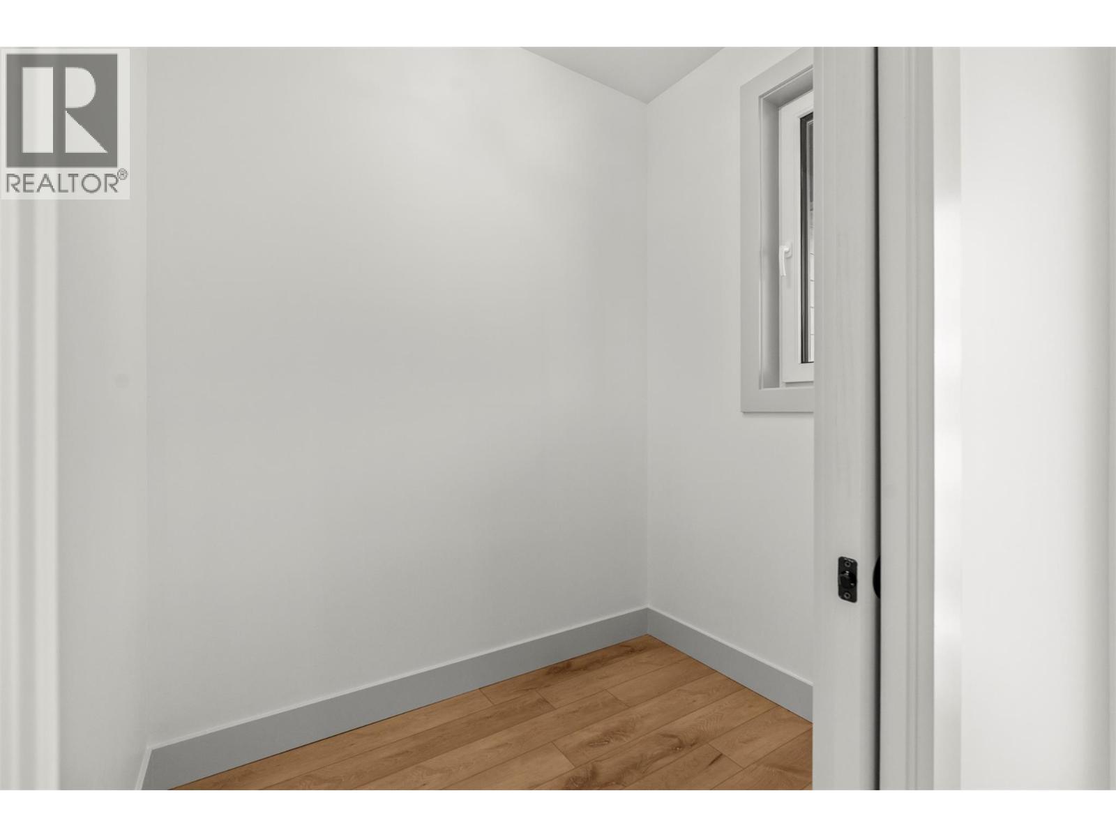 2345 Patterson Avenue Unit# 101, Armstrong, BC - Indoor Photo Showing Other Room