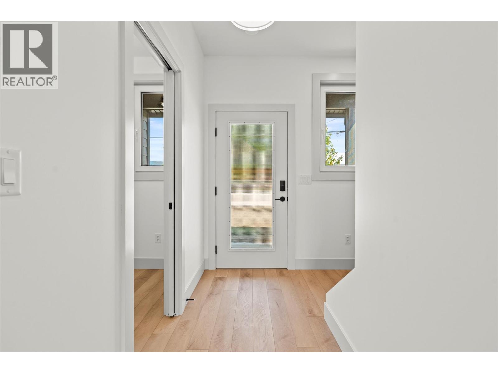 2345 Patterson Avenue Unit# 101, Armstrong, BC - Indoor Photo Showing Other Room