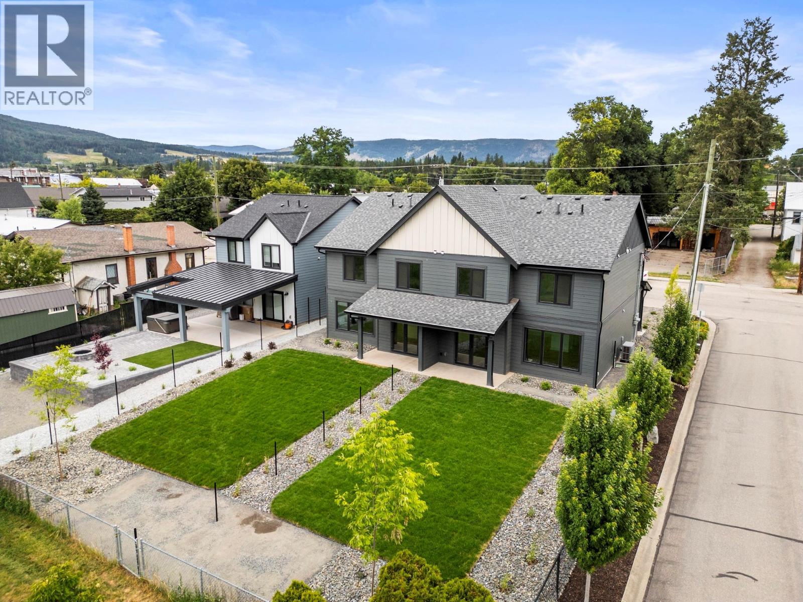 2345 Patterson Avenue Unit# 101, Armstrong, BC - Outdoor