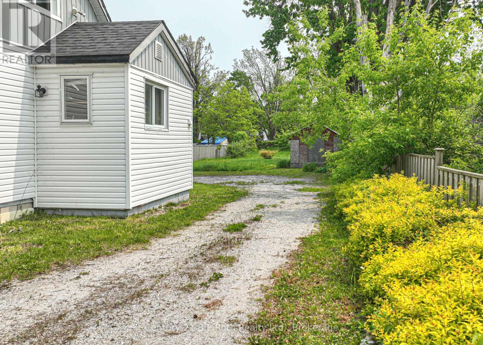 382 West Street N, Orillia, ON - Outdoor