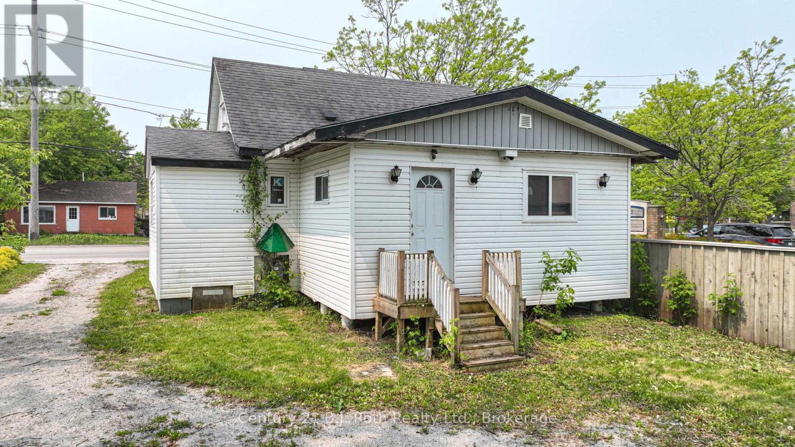 382 West Street N, Orillia, ON - Outdoor With Exterior