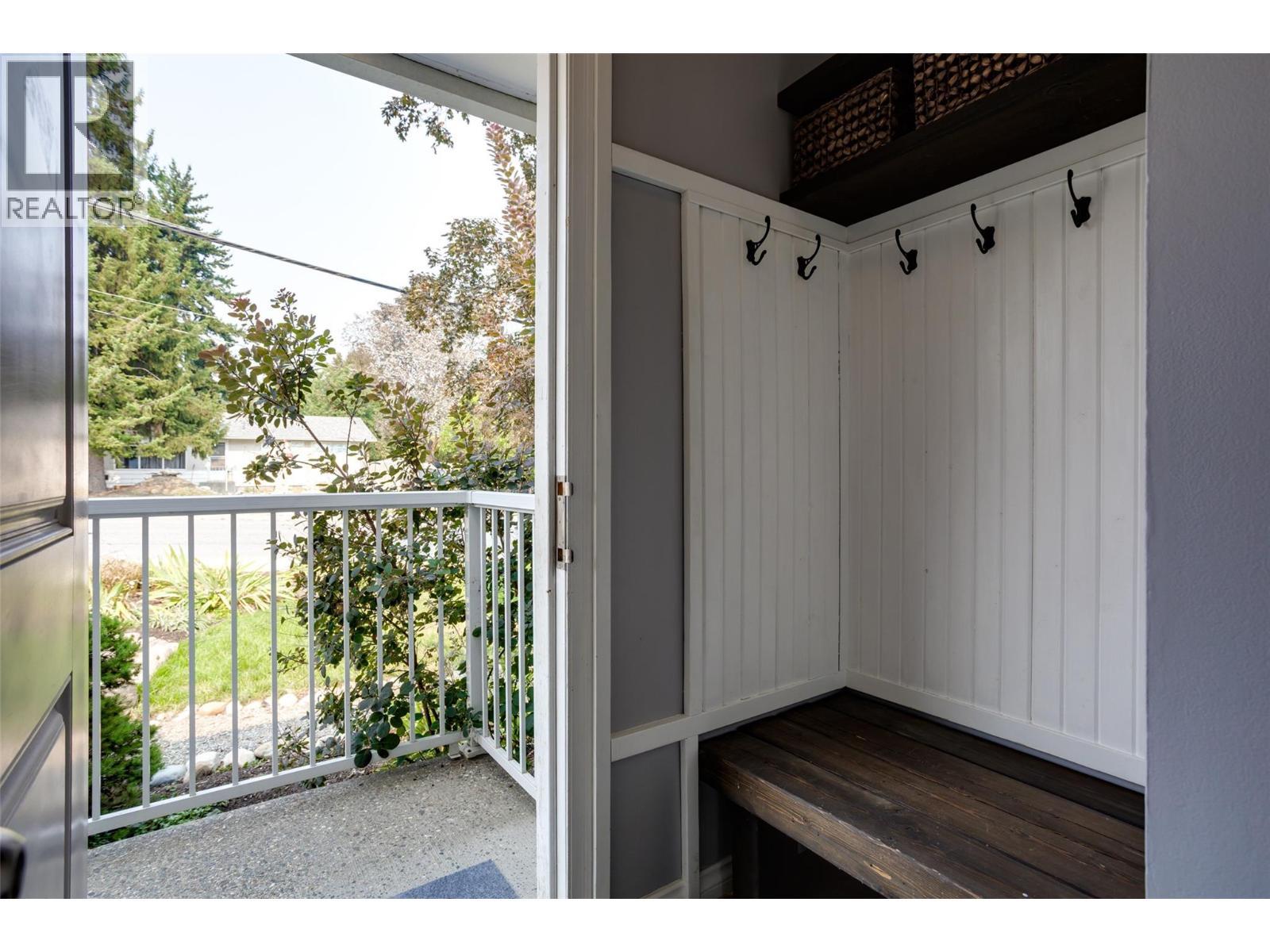 1257 And 1259 Rio Drive, Kelowna, BC - Outdoor With Exterior