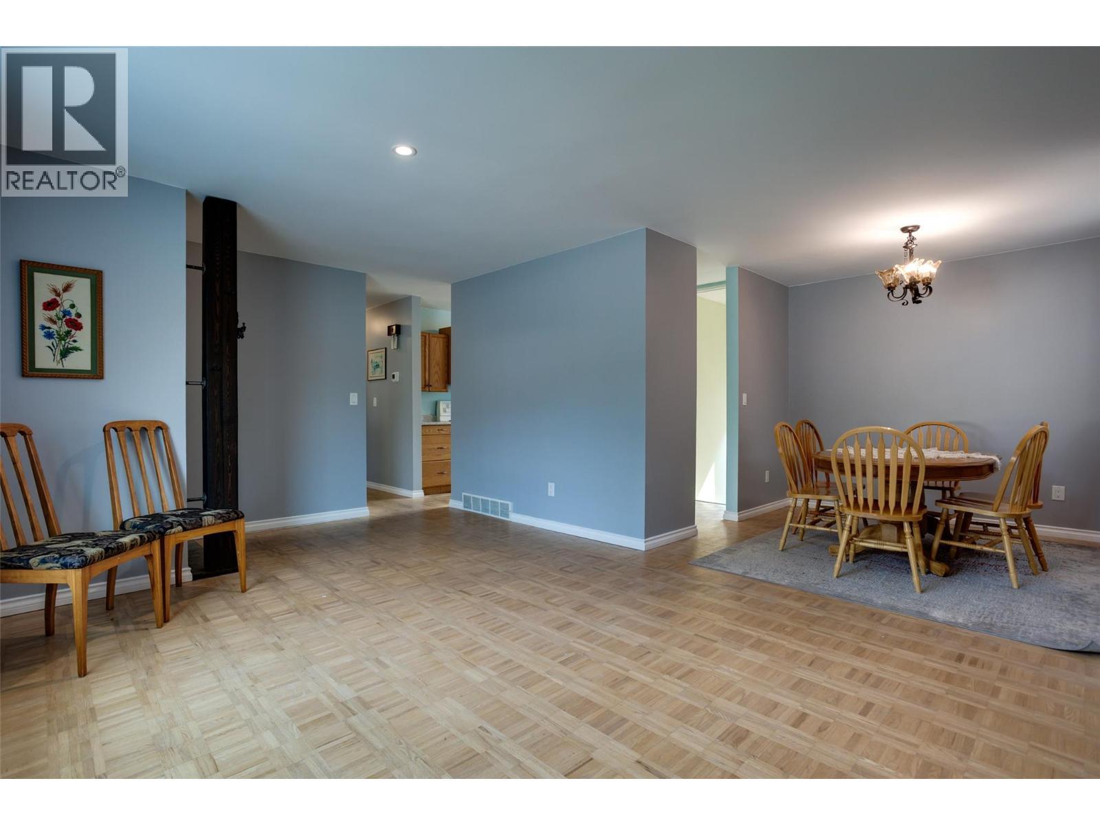 1257 And 1259 Rio Drive, Kelowna, BC - Indoor
