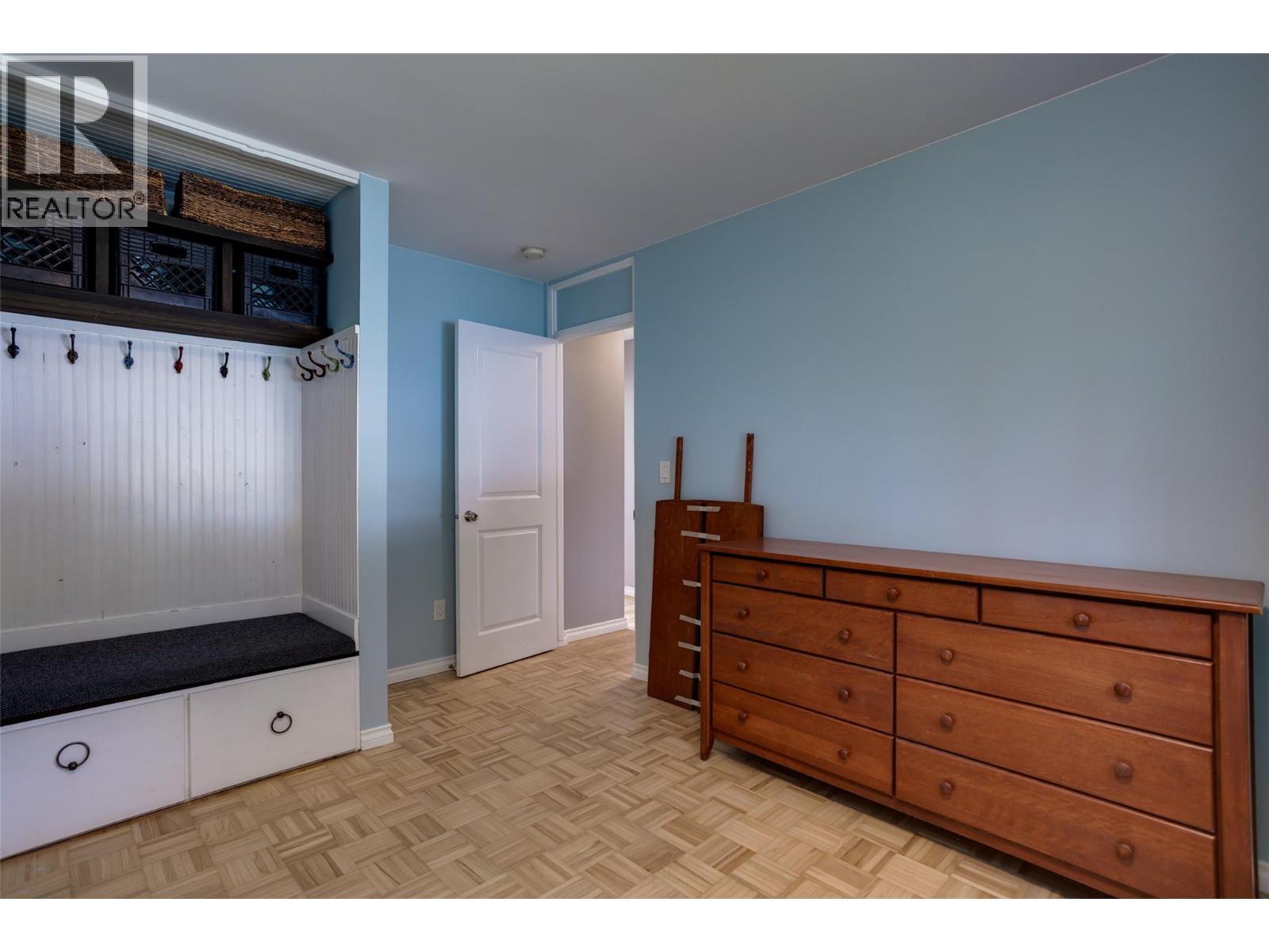 1257 And 1259 Rio Drive, Kelowna, BC - Indoor