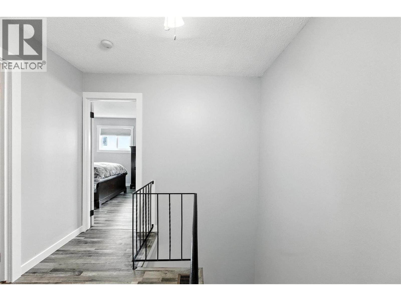 800 Southill Street Unit# 4, Kamloops, BC - Indoor Photo Showing Other Room