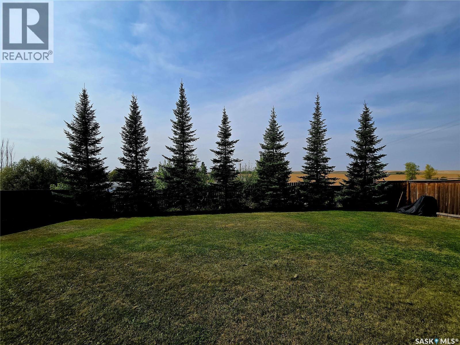 1-4 316 3Rd Street W, Delisle, SK - Outdoor