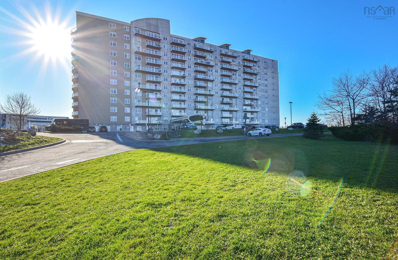 910 60 Walter Havill Drive, Halifax, NS