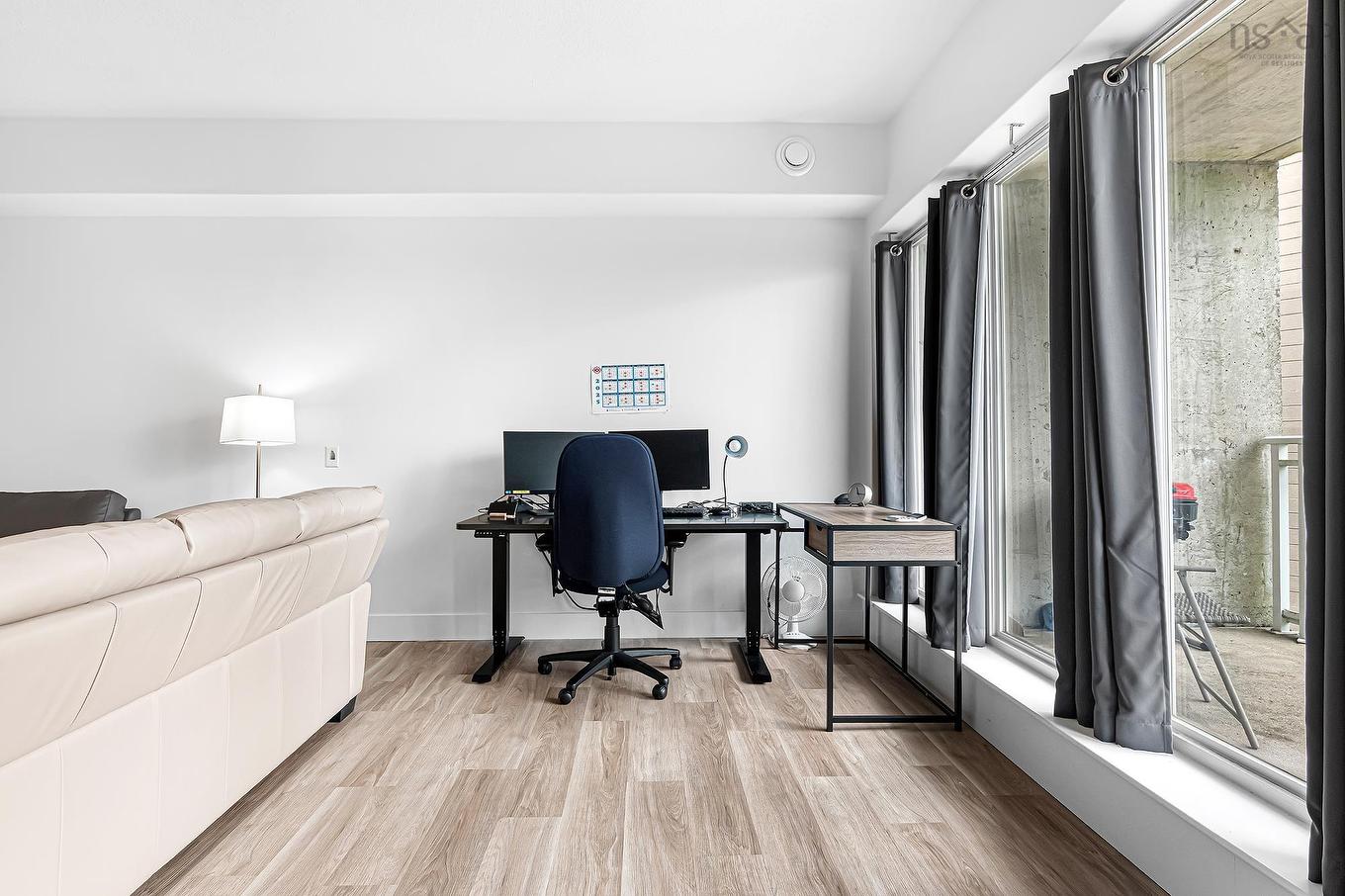 910 60 Walter Havill Drive, Halifax, NS